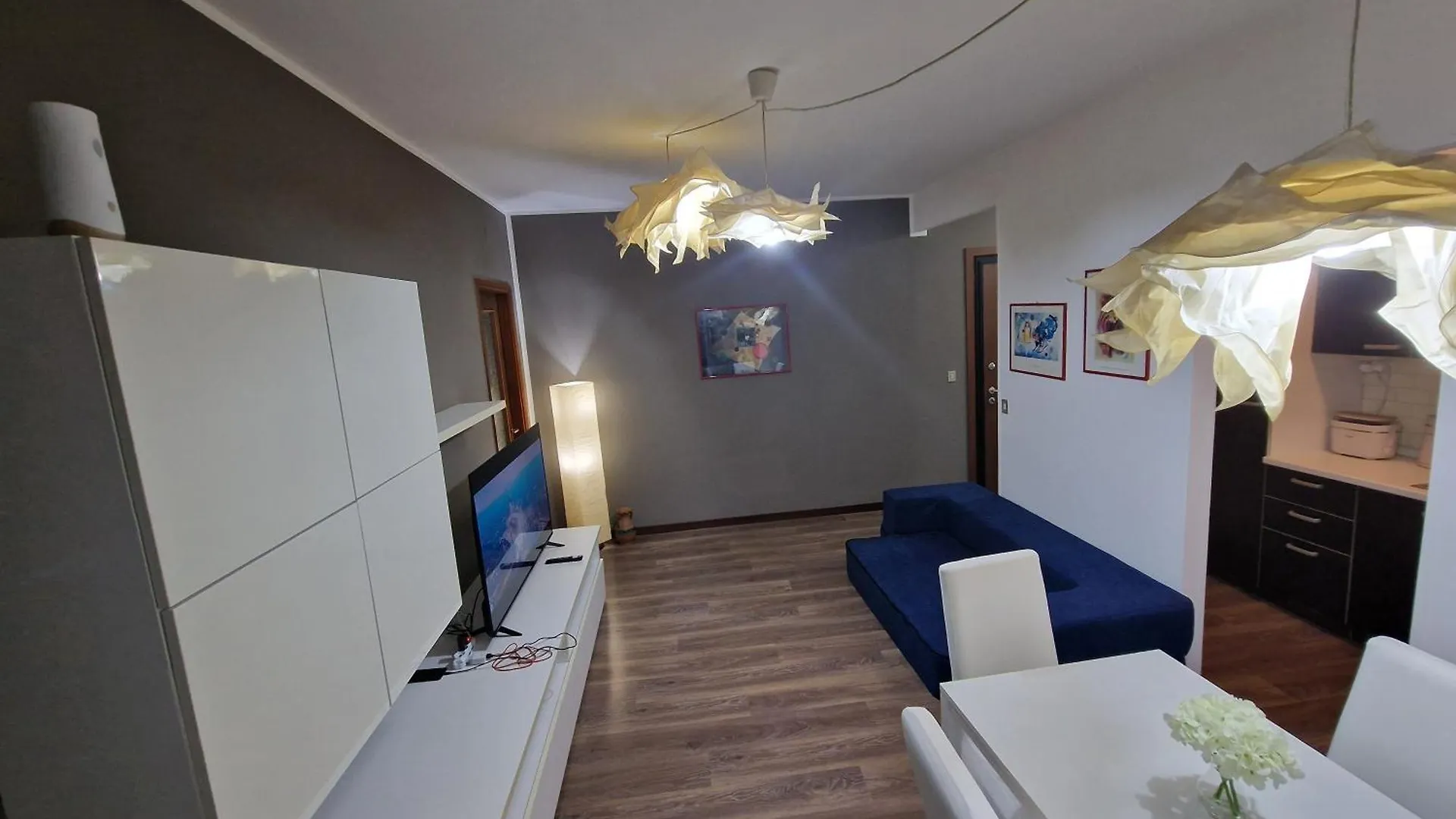 Bernina Station Centre Apartment 2 - Tirano 0*,